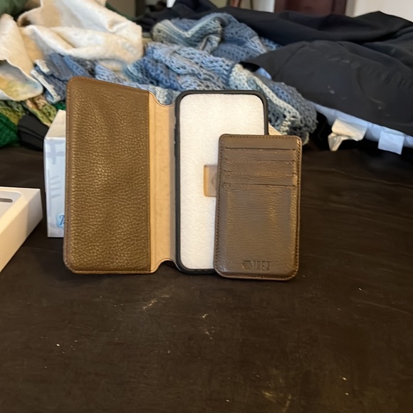 Phone case for iPhone 11 Pro Max - Picture 4 of 7